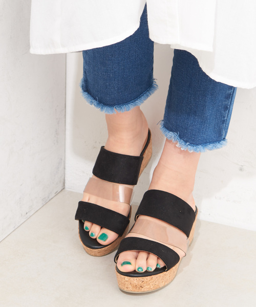 DISCOAT(ディスコート)の「3ベルトコルクウエッジサンダル(サンダル・レディース・ブラック/ブラウン/シルバー・SMALL/MEDIUM/LARGE)」の2枚目の写真