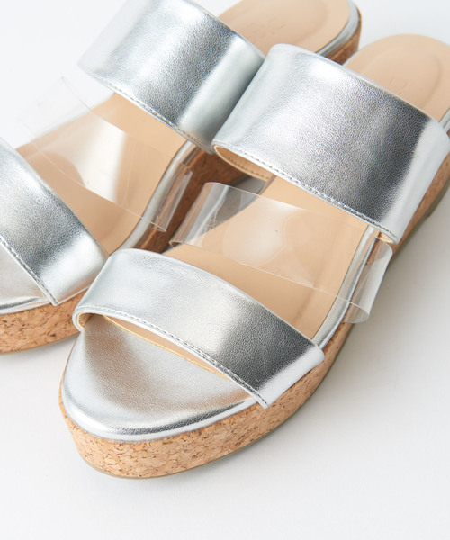 DISCOAT(ディスコート)の「3ベルトコルクウエッジサンダル(サンダル・レディース・ブラック/ブラウン/シルバー・SMALL/MEDIUM/LARGE)」の6枚目の写真