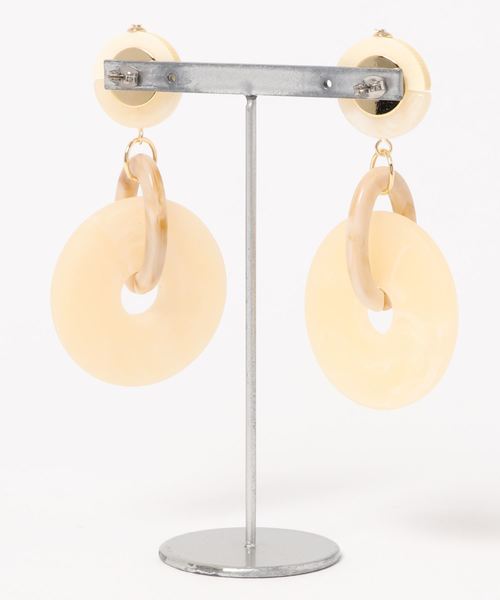 LOWRYS FARM(ローリーズファーム)の「ウッド*コンビピアス 840221(ピアス(両耳用)・レディース・ブラウン/アイボリー・FREE)」の3枚目の写真