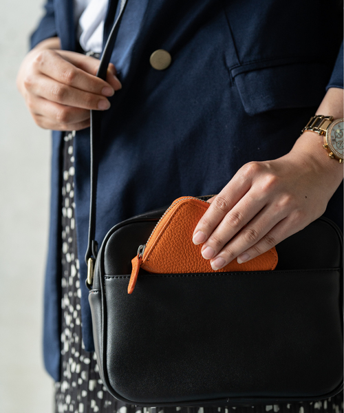 MURA（ムラ）の「イタリア製シュリンクレザー スキミング防止 じゃばら コンパクト カードケース（カードケース・レディース・ブラック/グレー/イエロー/オレンジ/グリーン・FREE）」の13枚目の写真