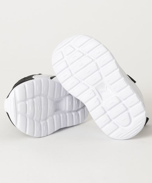 PUMA（プーマ）の「PUMA プーマ 12-16ANZARUN LITE AC アンザラン ライト AC 372010 01BLACK/WHITE（スニーカー・キッズ・ブラック系その他・13/16/14/15 /12）」の2枚目の写真