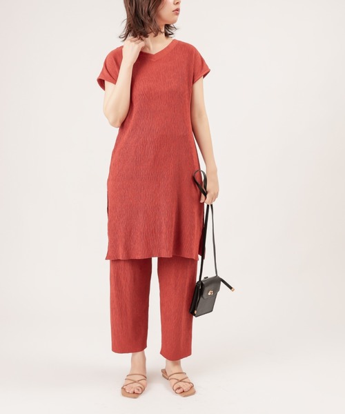 natural couture（ナチュラルクチュール）の「【ZOZO限定】ワッシャーカットロングT&パンツセット（セットアップ・レディース・ブラック/アイボリー/モカ/レンガ・FREE）」の4枚目の写真