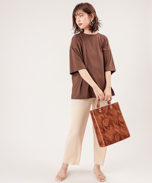 natural couture（ナチュラルクチュール）の「【ZOZO限定】ワッシャーカットロングT&パンツセット（セットアップ・レディース・ブラック/アイボリー/モカ/レンガ・FREE）」の18枚目の写真