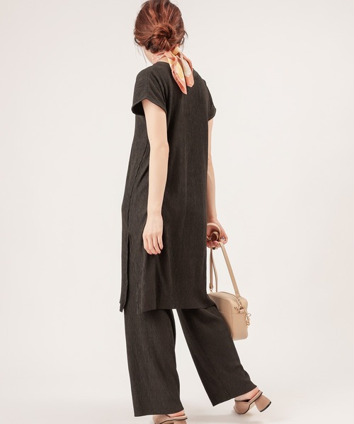 natural couture（ナチュラルクチュール）の「【ZOZO限定】ワッシャーカットロングT&パンツセット（セットアップ・レディース・ブラック/アイボリー/モカ/レンガ・FREE）」の6枚目の写真