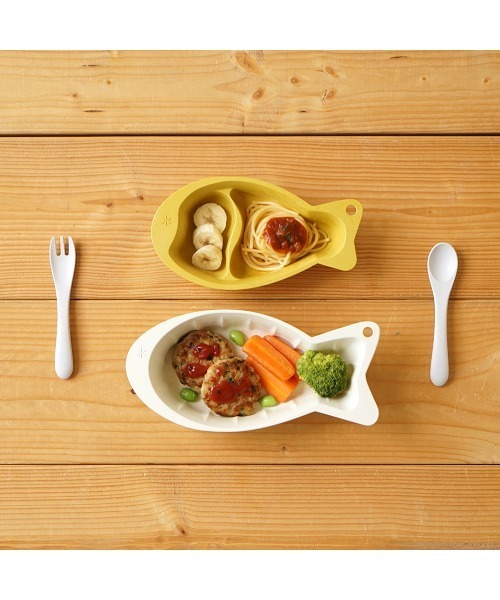 BOBO（ボボ）の「BOBO mamamanma＆go　おさかなプレートセット（マグ/哺乳瓶/お食事グッズ・キッズ・ライトカーキ/ピンク系その他・フリー）」の2枚目の写真