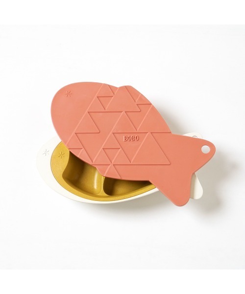 BOBO（ボボ）の「BOBO mamamanma＆go　おさかなプレートセット（マグ/哺乳瓶/お食事グッズ・キッズ・ライトカーキ/ピンク系その他・フリー）」の22枚目の写真