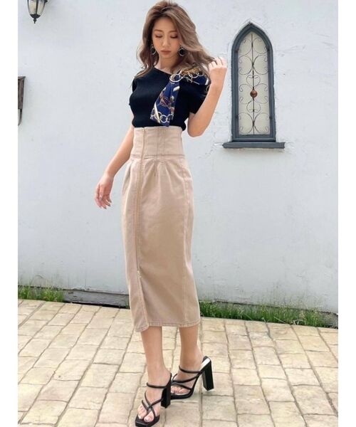 RESEXXY(リゼクシー)の「アシンメトリースカーフトップス(ニット/セーター・レディース・ホワイト/ブラック/ピンク・FREE)」の8枚目の写真