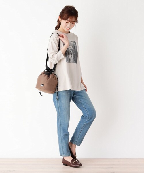 pink adobe（ピンクアドベ）の「◆【Lee別注】巾着ショルダーバッグ（ショルダーバッグ・レディース・ブラック/ベージュ系その他/グレー系/アイボリー系/カーキ系・00）」の16枚目の写真