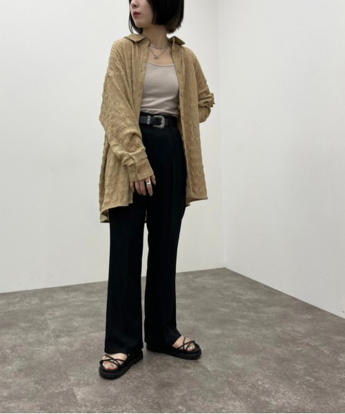 apres jour mignon（アプレジュールミニョン）の「クシュクシュクロスＢＩＧシャツ【ZOZOTOWN限定アイテム】（シャツ/ブラウス・レディース・アイボリー/ベージュ/ブラック・X-LARGE/フリー）」の6枚目の写真