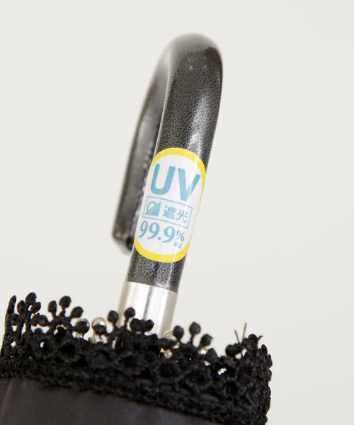 Afternoon Tea（アフタヌーンティー）の「プチフラワーレース晴雨兼用折りたたみ傘 日傘（折りたたみ傘・レディース・ブラック/ネイビー/イエロー・ONE SIZE）」の15枚目の写真