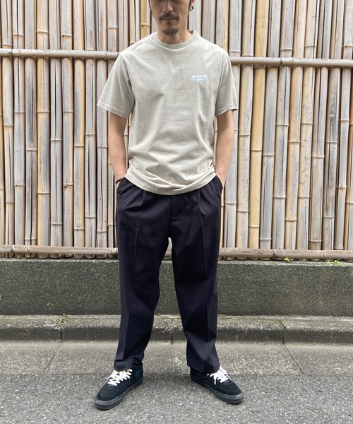 PARKS TOKYO SELECT（パークストウキョウセレクト）の「<AWM>オーロラ FLAG   半袖Tシャツ（Tシャツ/カットソー・メンズ・ブラック/ネイビー系/ブラウン/ホワイト/オフホワイト/ベージュ・LARGE/MEDIUM）」の7枚目の写真