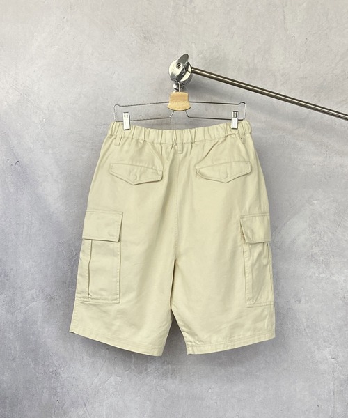 Beno(ビーノ)の「コットンツイル 6ポケット ワイド カーゴ ショートパンツ(カーゴパンツ・メンズ・オフホワイト/ブラック/ベージュ/オリーブ/ネイビー・S/M/L)」の6枚目の写真