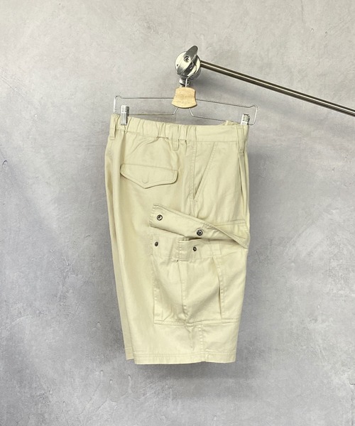 Beno(ビーノ)の「コットンツイル 6ポケット ワイド カーゴ ショートパンツ(カーゴパンツ・メンズ・オフホワイト/ブラック/ベージュ/オリーブ/ネイビー・S/M/L)」の7枚目の写真
