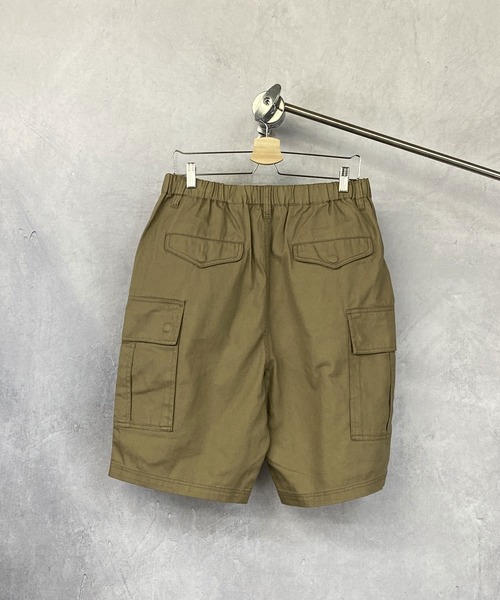 Beno(ビーノ)の「コットンツイル 6ポケット ワイド カーゴ ショートパンツ(カーゴパンツ・メンズ・オフホワイト/ブラック/ベージュ/オリーブ/ネイビー・S/M/L)」の9枚目の写真