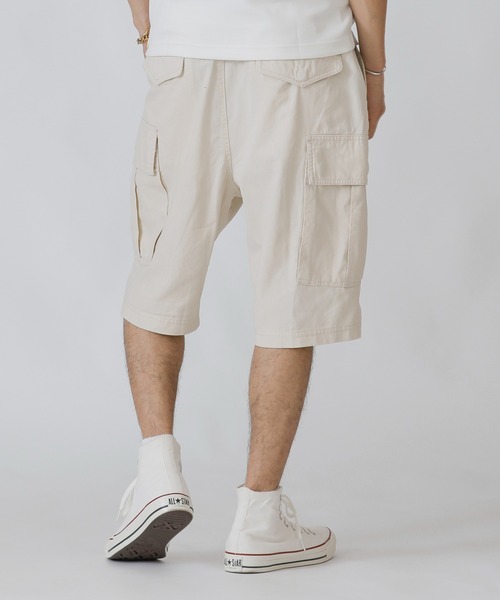 Beno(ビーノ)の「コットンツイル 6ポケット ワイド カーゴ ショートパンツ(カーゴパンツ・メンズ・オフホワイト/ブラック/ベージュ/オリーブ/ネイビー・S/M/L)」の18枚目の写真