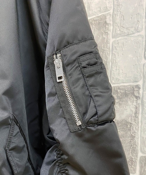 DIESEL（ディーゼル）の「Wzip ルーズシルエット MA-1 ボンバージャケット「R-KRISTA」（MA-1・レディース・ブラック・XXS/S/M）」の6枚目の写真