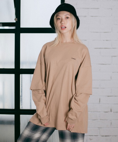 X-girl（エックスガール）の「LAYERED SLEEVE L/S TEE（Tシャツ/カットソー・レディース・ホワイト/ブラック/ベージュ・S/M）」の4枚目の写真