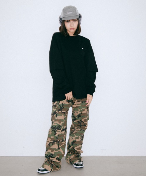 X-girl（エックスガール）の「LAYERED SLEEVE L/S TEE（Tシャツ/カットソー・レディース・ホワイト/ブラック/ベージュ・S/M）」の18枚目の写真