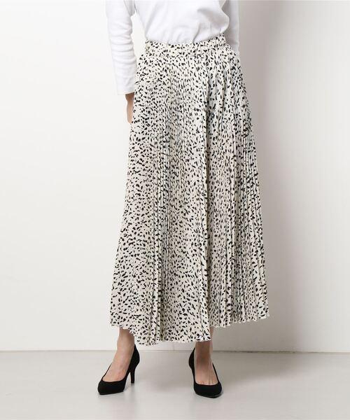 Jines(ジネス)の「プリントプリーツ/ガウチョパンツ(その他パンツ・レディース・キャメル/ホワイト系1/ブラック/ホワイト系2/ブラック系1・FREE)」の3枚目の写真