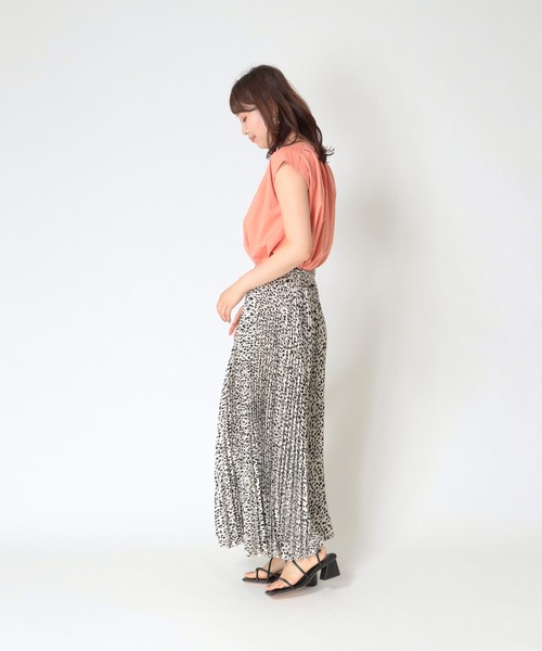 Jines(ジネス)の「プリントプリーツ/ガウチョパンツ(その他パンツ・レディース・キャメル/ホワイト系1/ブラック/ホワイト系2/ブラック系1・FREE)」の16枚目の写真