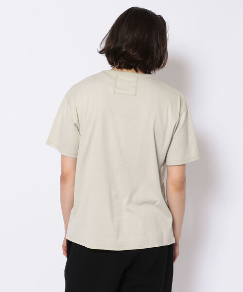 OURET（オーレット）の「OURET (オーレット)ウルティマフライスクルーネック半袖Tシャツ（Tシャツ/カットソー・メンズ・グレー/ホワイト/ブラック・2/1/3）」の5枚目の写真