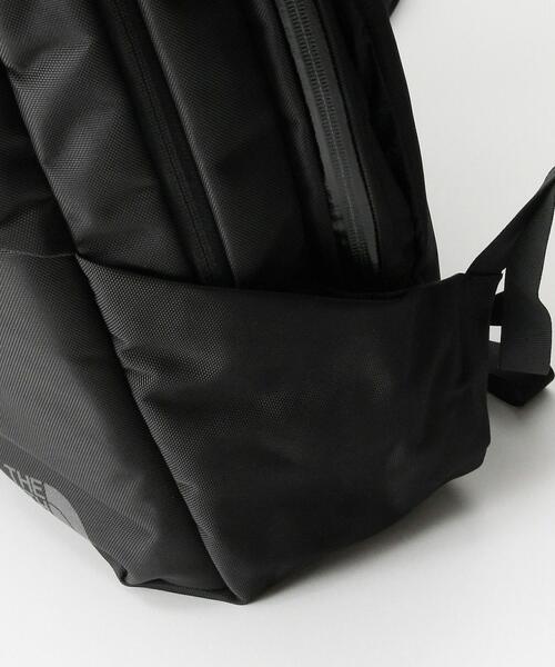 THE NORTH FACE(ザノースフェイス)の「<THE NORTH FACE(ザノースフェイス)> SHUTTLE DAYPACK/シャトルデイパック(バックパック/リュック・メンズ・ブラック・FREE)」の8枚目の写真
