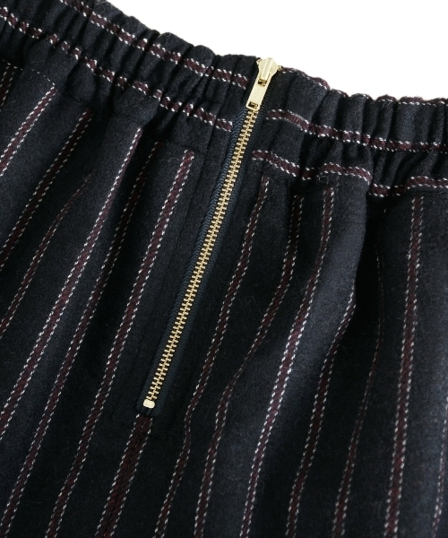 MAJESTIC LEGON(マジェスティックレゴン)の「アソートストライプスカート(スカート・レディース・ネイビー/ブルー系その他/グリーン系1・FREE)」の8枚目の写真