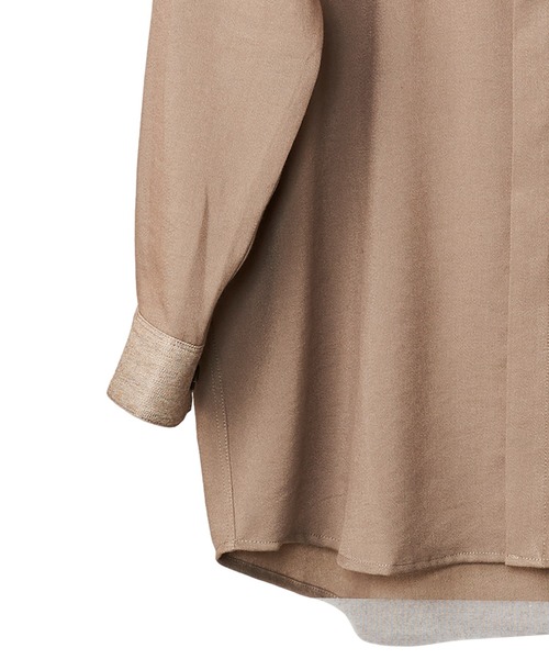 NO ID.(ノーアイディ)の「フロントタック切替ロングSH(シャツ/ブラウス・メンズ・ブラック/ベージュ/グレー・1/2)」の4枚目の写真