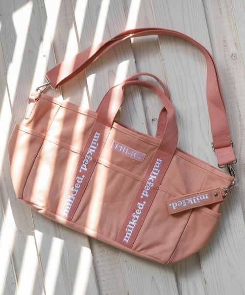 MILKFED.(ミルクフェド)の「TAPE LOGO MINI 2WAYBAG(ショルダーバッグ・レディース・ベージュ/ブラック/ホワイト/ライトピンク・ONE SIZE)」の4枚目の写真