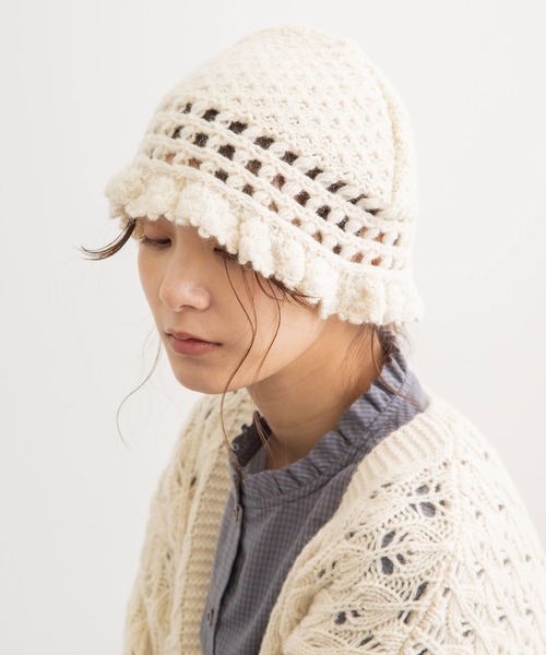 POU DOU DOU（プードゥドゥ）の「シェットランドウールかぎ針使いニット帽（ニットキャップ/ビーニー・レディース・キナリ・8）」の4枚目の写真