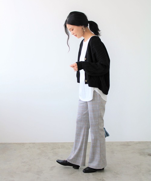 GeeRA(ジーラ)の「カットジャカードフレアーパンツ(その他パンツ・レディース・オフホワイト/グレー・MEDIUM/LARGE)」の7枚目の写真