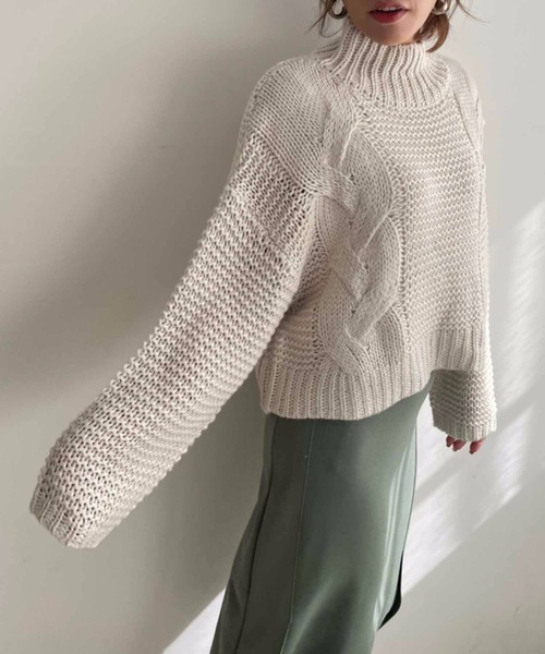 M y u（ミュー）の「【ZOZO限定アイテム】ケーブル編みショート丈ニット（ニット/セーター・レディース・ベージュ/グリーン/アイボリー/モカ・FREE）」の18枚目の写真