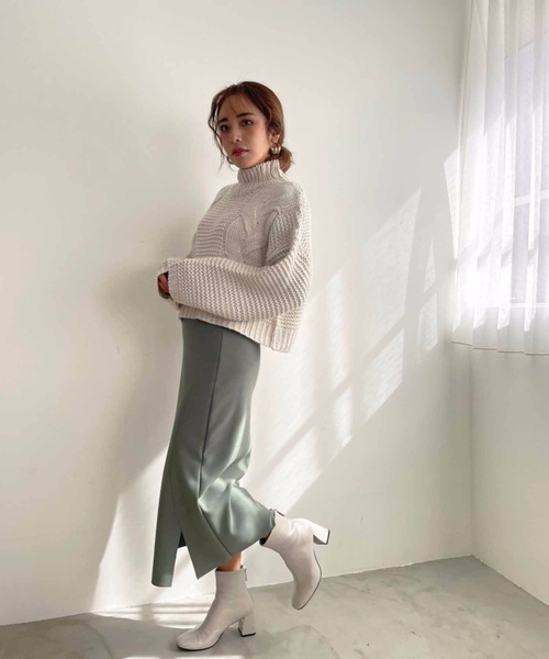 M y u（ミュー）の「【ZOZO限定アイテム】ケーブル編みショート丈ニット（ニット/セーター・レディース・ベージュ/グリーン/アイボリー/モカ・FREE）」の16枚目の写真