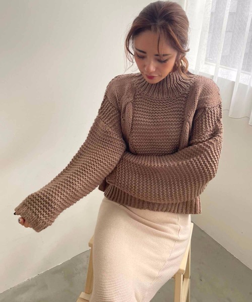 M y u（ミュー）の「【ZOZO限定アイテム】ケーブル編みショート丈ニット（ニット/セーター・レディース・ベージュ/グリーン/アイボリー/モカ・FREE）」の11枚目の写真