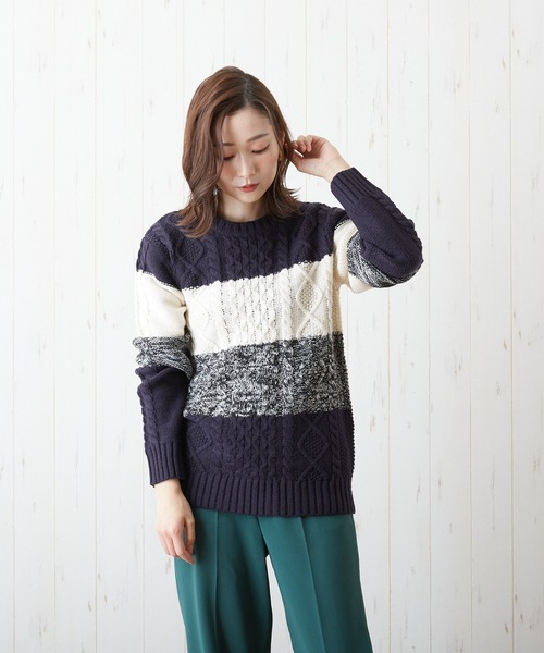 VIBGYOR(ヴィブジョー)の「VIBGYOR Select/5GGケーブルC/N(BL)(ニット/セーター・レディース・レッド/アイボリー/グレー系その他/ネイビー/グレー・38/40)」の7枚目の写真