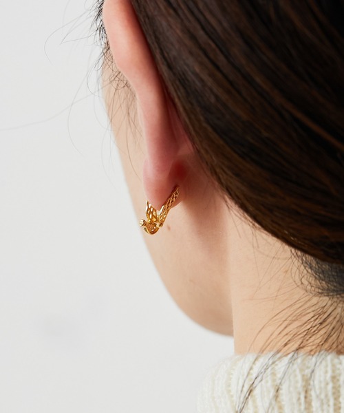 ear PAPILLONNER（イアパピヨネ）の「小鳩ピアス（ピアス（両耳用）・レディース・シルバー/ゴールド・FREE）」の4枚目の写真