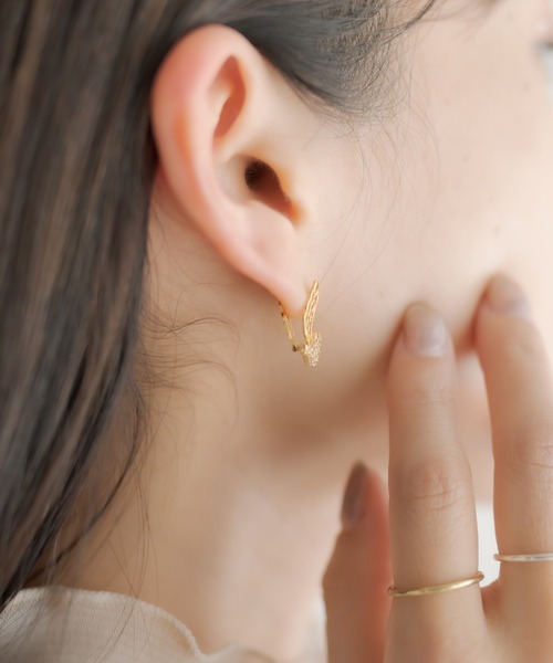 ear PAPILLONNER（イアパピヨネ）の「小鳩ピアス（ピアス（両耳用）・レディース・シルバー/ゴールド・FREE）」の20枚目の写真