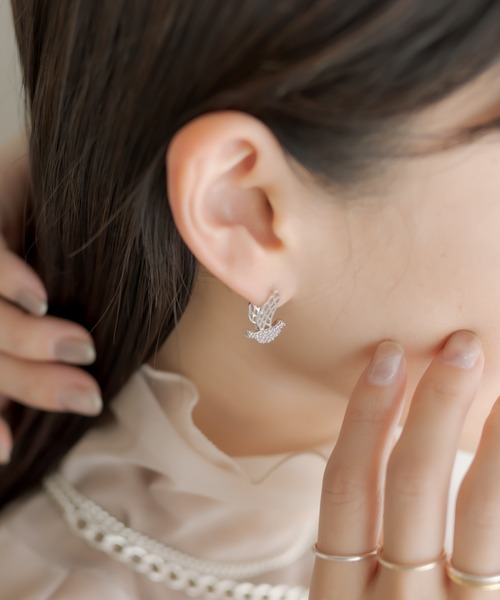ear PAPILLONNER（イアパピヨネ）の「小鳩ピアス（ピアス（両耳用）・レディース・シルバー/ゴールド・FREE）」の14枚目の写真