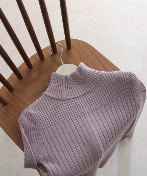 CLEIO(クレイオ)の「【CLEIO】前後2WAY開襟リブニット(ニット/セーター・レディース・カーキ/アイボリー/ラベンダー・FREE)」の6枚目の写真