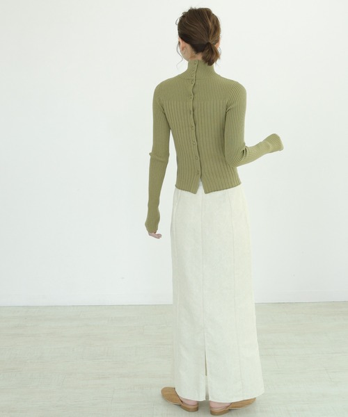 CLEIO(クレイオ)の「【CLEIO】前後2WAY開襟リブニット(ニット/セーター・レディース・カーキ/アイボリー/ラベンダー・FREE)」の19枚目の写真