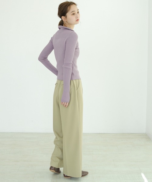 CLEIO(クレイオ)の「【CLEIO】前後2WAY開襟リブニット(ニット/セーター・レディース・カーキ/アイボリー/ラベンダー・FREE)」の13枚目の写真