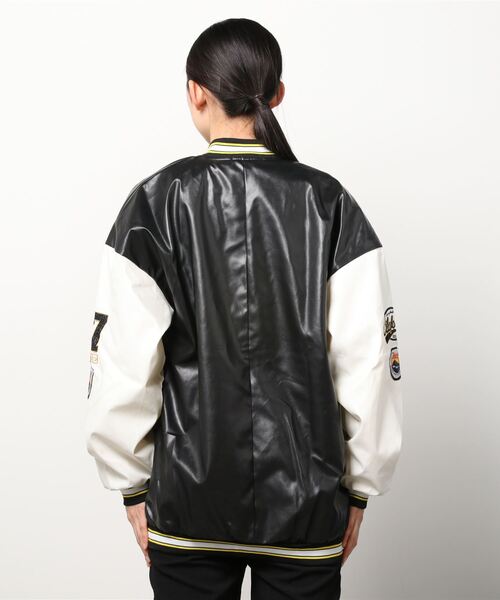 VIBGYOR（ヴィブジョー）の「スプリングスタジャン(BL)（スタジャン・レディース・ブラック/グリーン・FREE）」の10枚目の写真