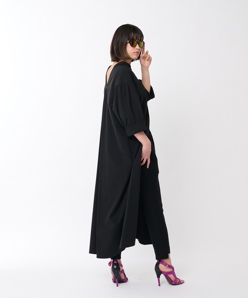 ear PAPILLONNER(イアパピヨネ)の「"SUM1 STYLE(スミスタイル)” 体形カバーが叶う前後2WAYワンピース(ワンピース・レディース・ブラック/サンドベージュ/サックスブルー・FREE)」の4枚目の写真