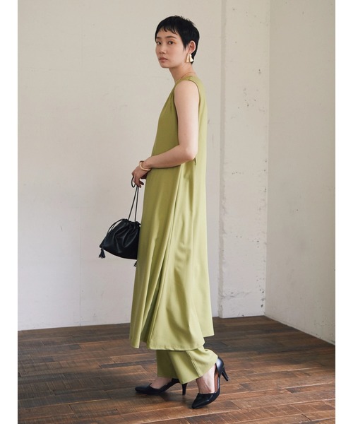 armonia(アルモニーア)の「armonia. セミフレアリラックスパンツ(その他パンツ・レディース・ベージュ/ネイビー/ライトグリーン・FREE)」の7枚目の写真