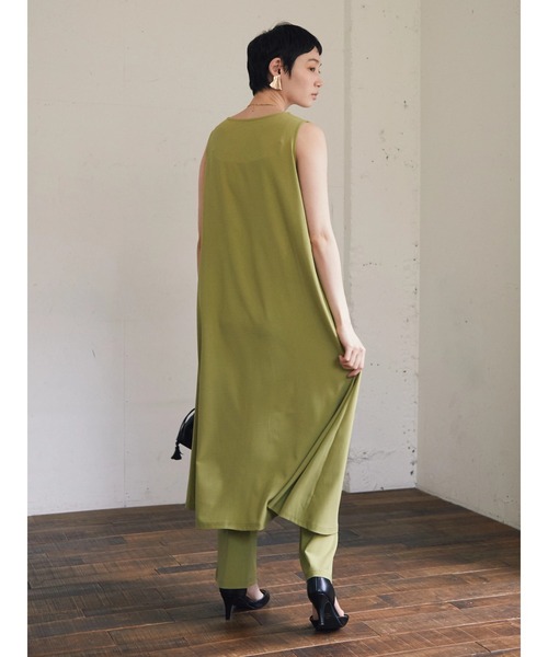 armonia(アルモニーア)の「armonia. セミフレアリラックスパンツ(その他パンツ・レディース・ベージュ/ネイビー/ライトグリーン・FREE)」の16枚目の写真