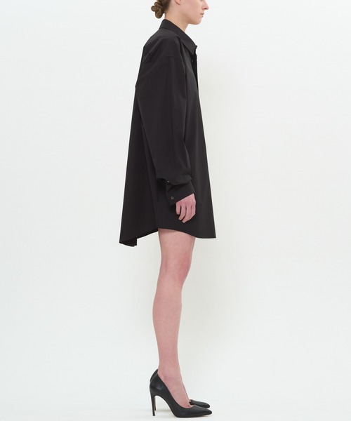 DRESSEDUNDRESSED(ドレスドアンドレスド)の「French Cuffs Double Buttonhole Oversized Shirt(シャツ/ブラウス・メンズ・ホワイト/ブラック/サックスブルー・3/4/2)」の4枚目の写真