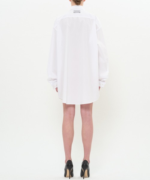 DRESSEDUNDRESSED(ドレスドアンドレスド)の「French Cuffs Double Buttonhole Oversized Shirt(シャツ/ブラウス・メンズ・ホワイト/ブラック/サックスブルー・3/4/2)」の13枚目の写真