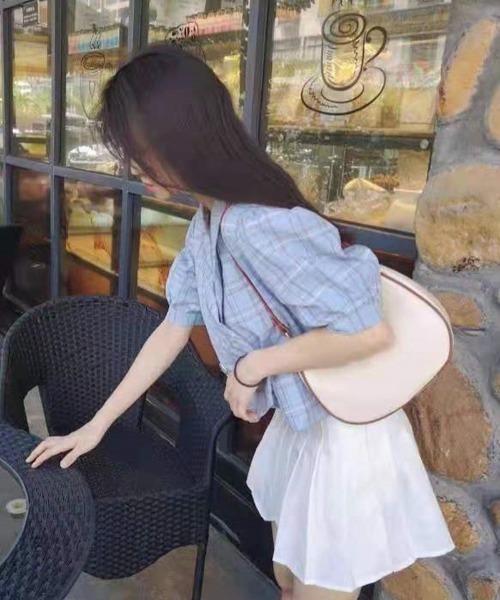 yuue' ( wear )（ユーイ）の「シンプル ショルダーバッグ（ショルダーバッグ・レディース・ホワイト/ブラック/ブラウン・FREE）」の15枚目の写真