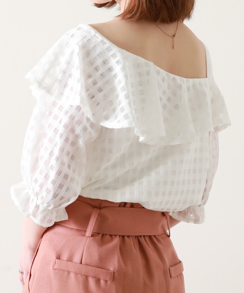 Cheek(チーク)の「ワンショルフリルブラウス(シャツ/ブラウス・レディース・ホワイト/ブラック/イエロー・MEDIUM)」の17枚目の写真