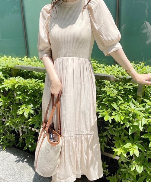 OPAQUE.CLIP（オペークドットクリップ）の「◆異素材ティアードロングワンピース（ワンピース・レディース・オフホワイト/ブラック/サンドベージュ・38/36）」の20枚目の写真